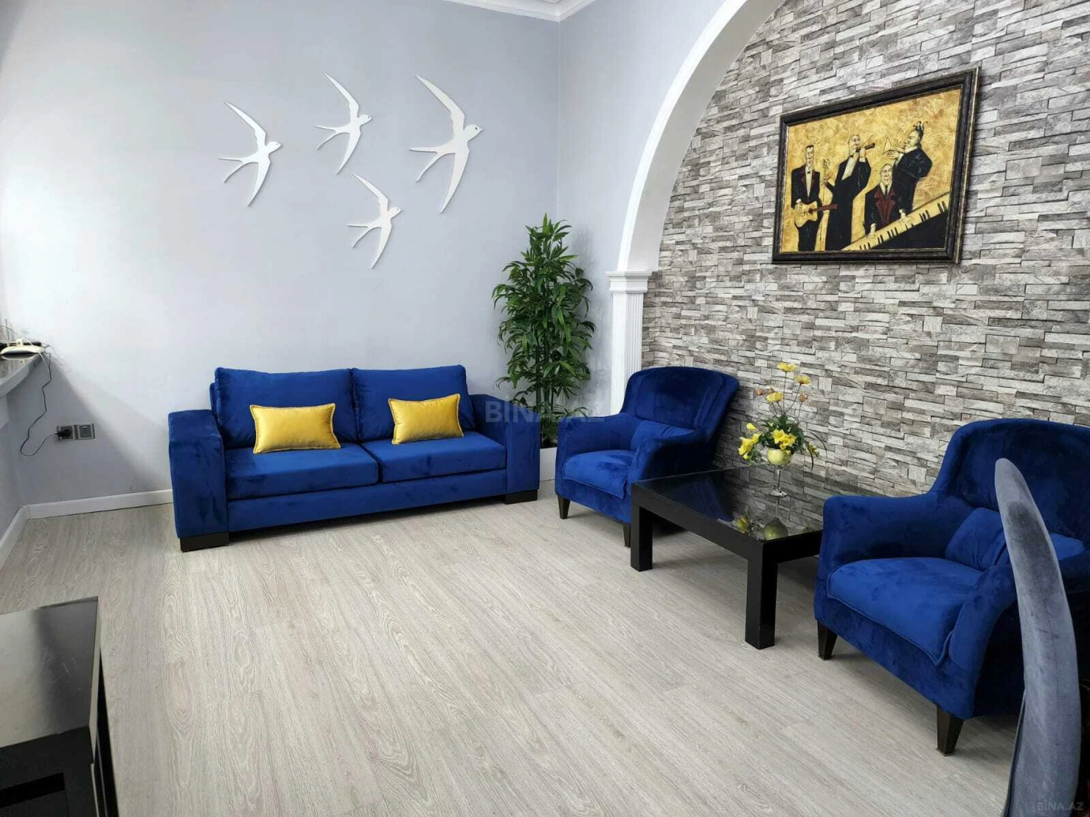 Kirayə verilir 2 otaqlı mənzil 55 m²