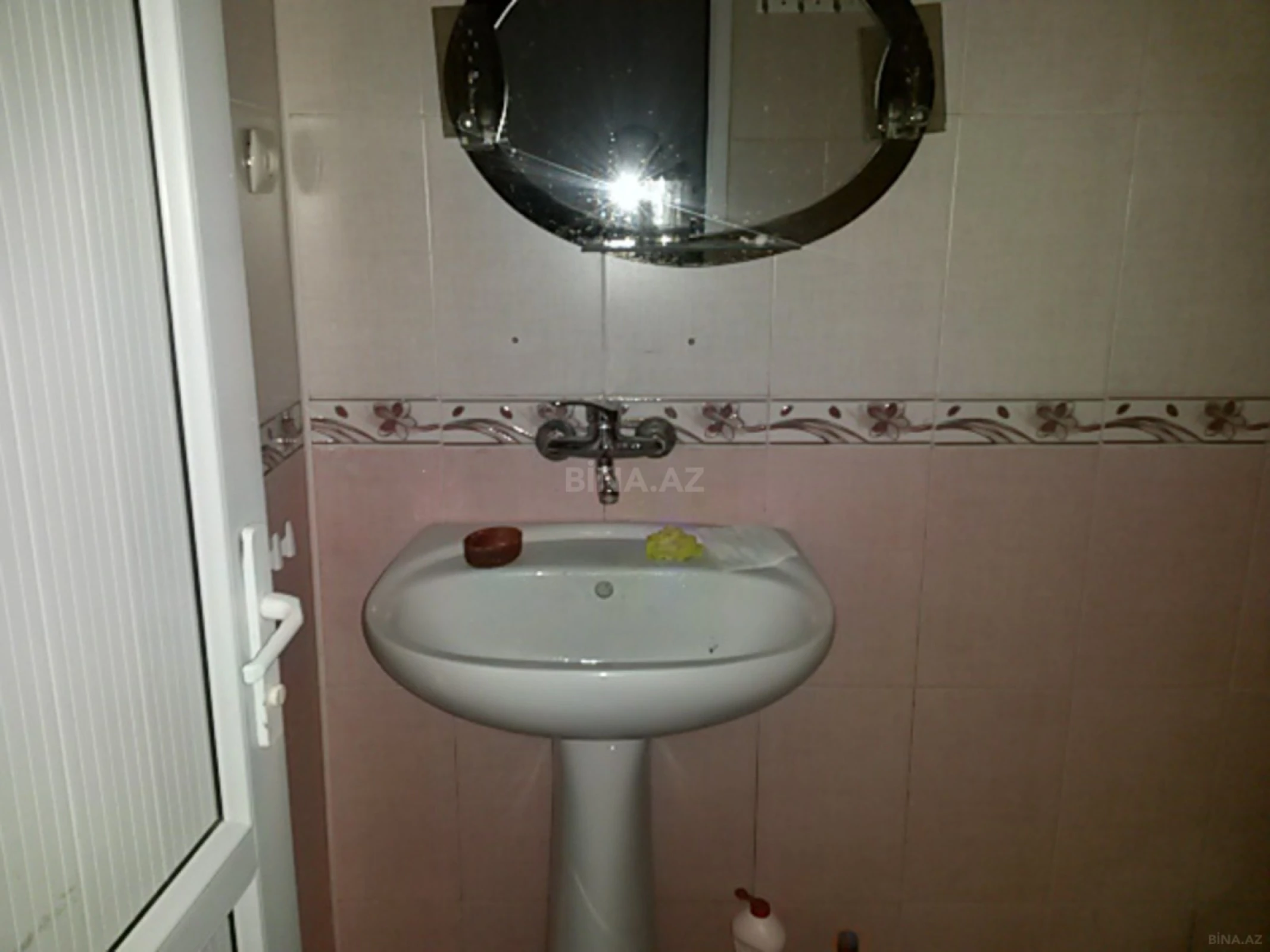 Satılır 2 otaqlı mənzil 32 m²