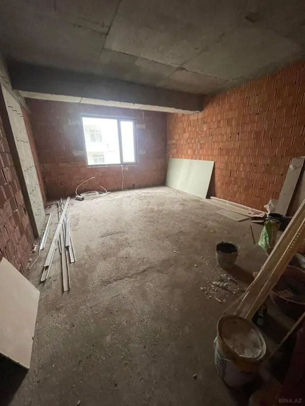 Satılır 3 otaqlı mənzil 154 m²