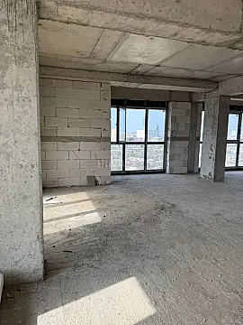 Satılır 3 otaqlı mənzil 125 m²