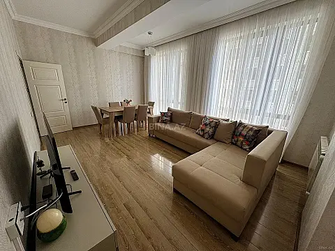 Satılır 3 otaqlı mənzil 101 m²