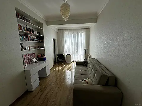 Satılır 3 otaqlı mənzil 101 m²