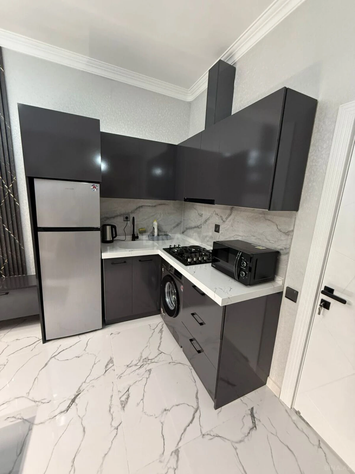 Satılır 1 otaqlı mənzil 30 m²