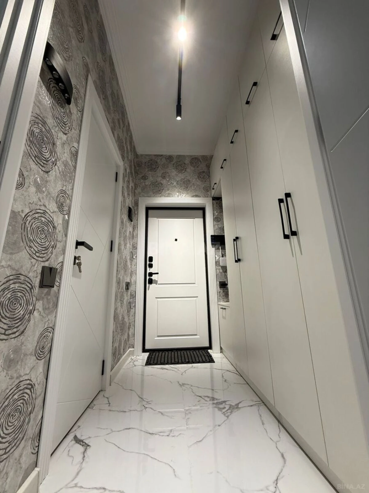 Satılır 1 otaqlı mənzil 30 m²