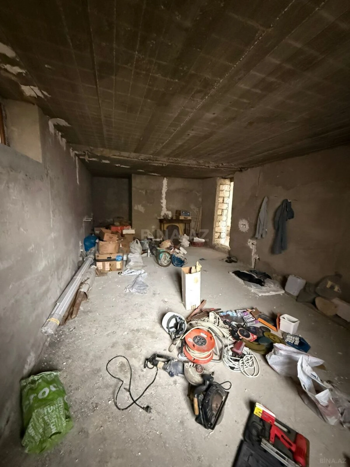 Satılır 6 otaqlı həyət evi 300 m²