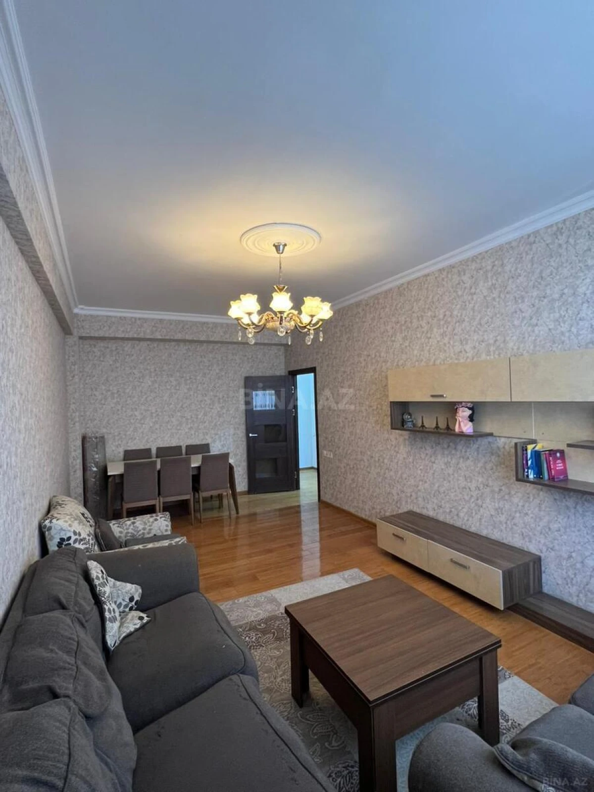 Satılır 3 otaqlı mənzil 94 m²