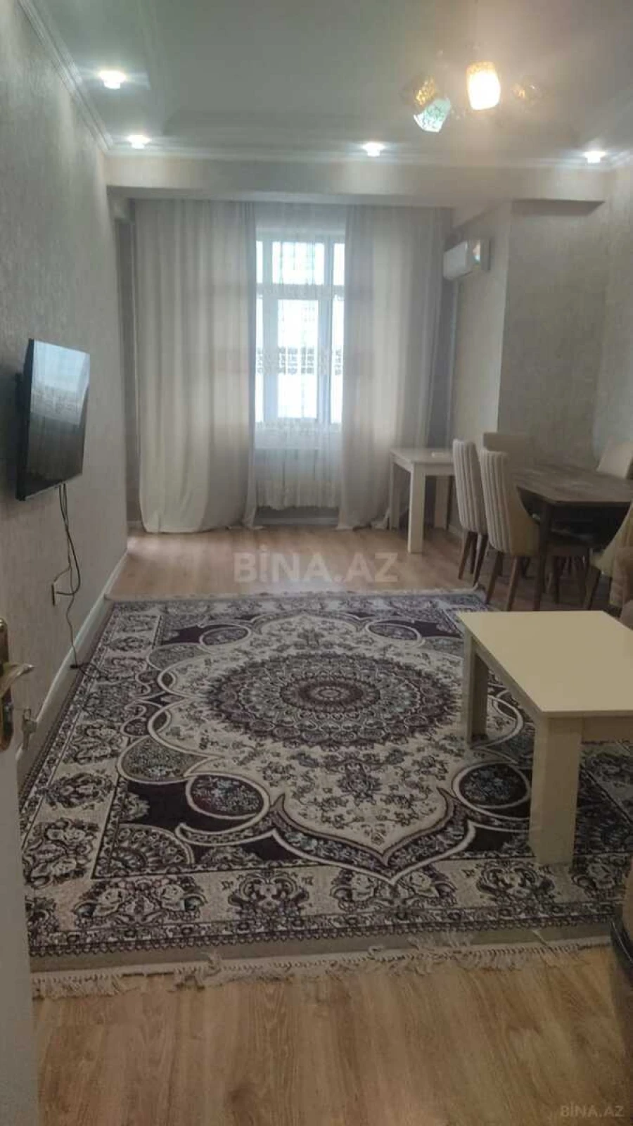 Kirayə verilir 3 otaqlı mənzil 140 m²
