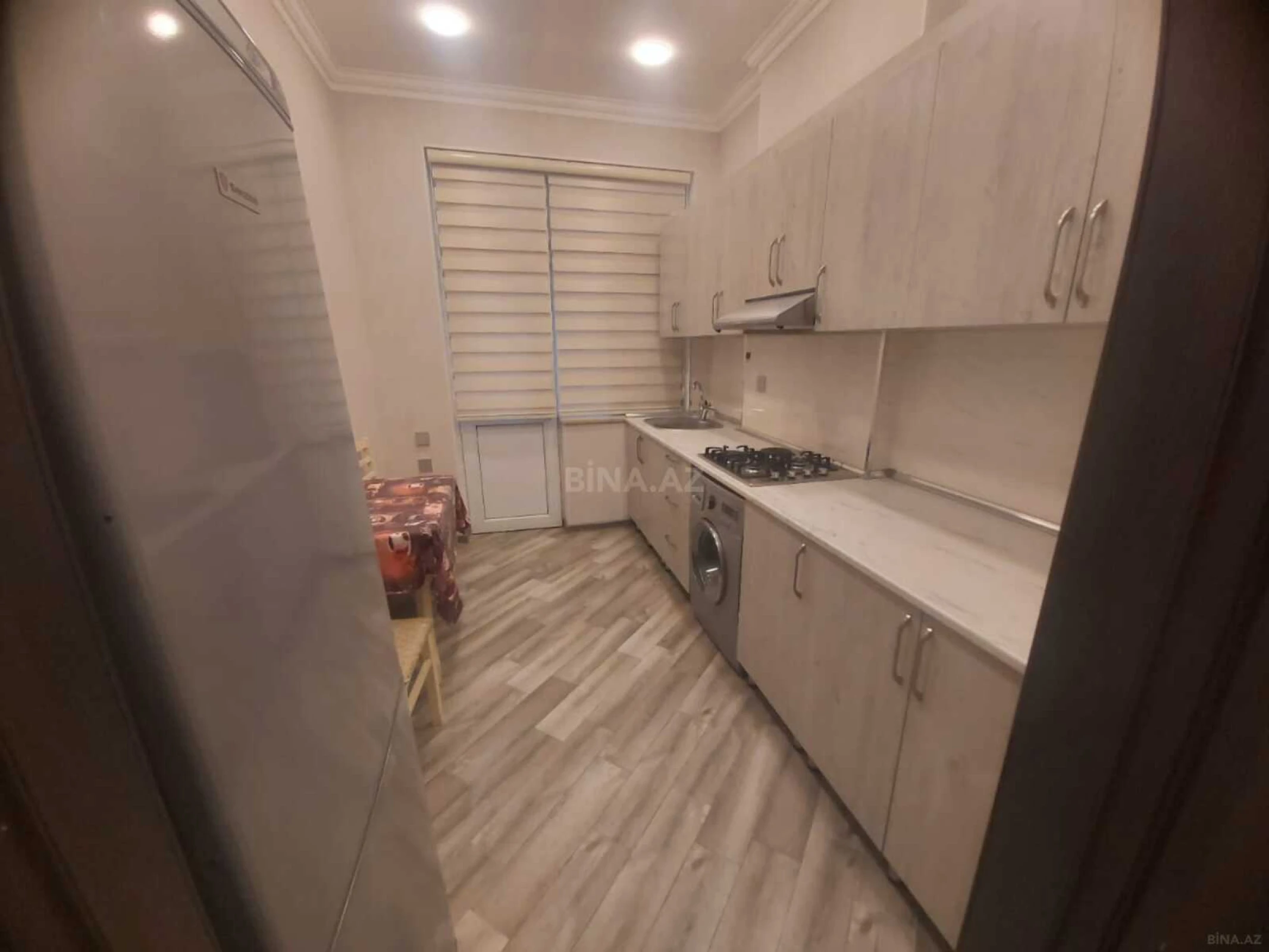 Kirayə verilir 3 otaqlı mənzil 90 m²