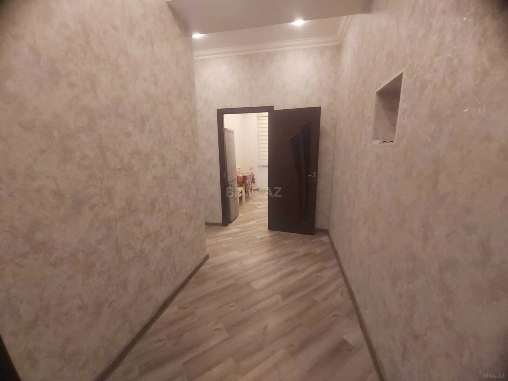 Kirayə verilir 3 otaqlı mənzil 90 m²