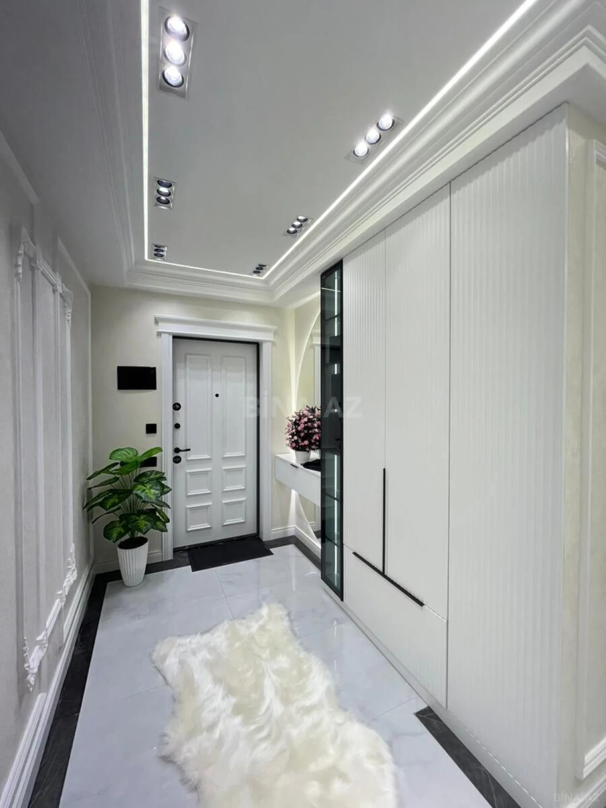 Satılır 3 otaqlı mənzil 100 m²