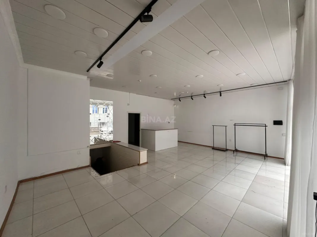 Kirayə verilir obyekt 160 m²