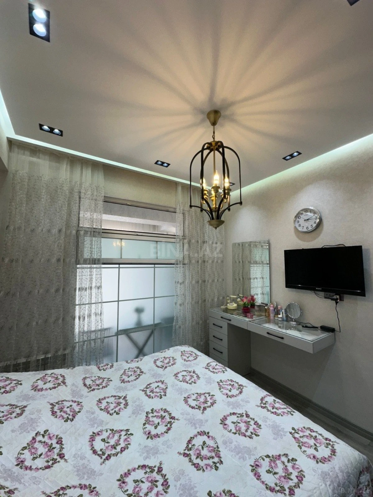 Satılır 2 otaqlı mənzil 53 m²