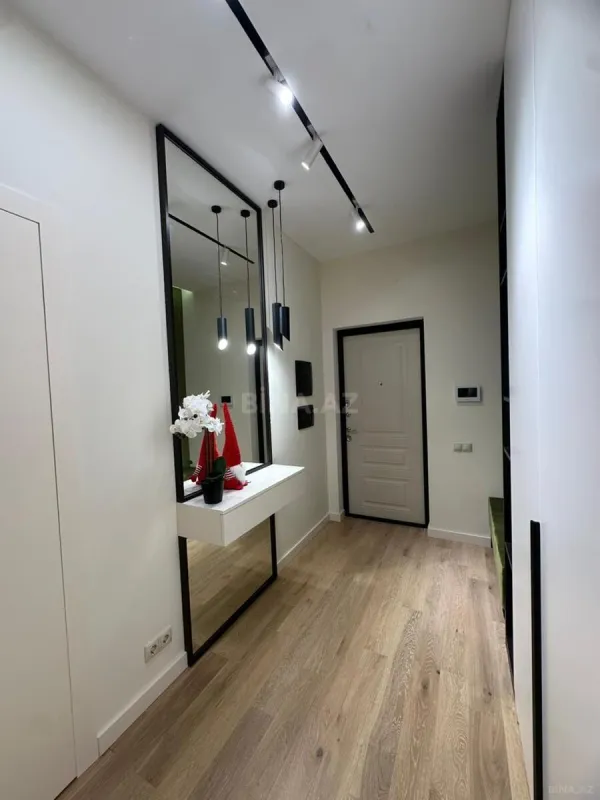 Kirayə verilir 2 otaqlı mənzil 100 m²