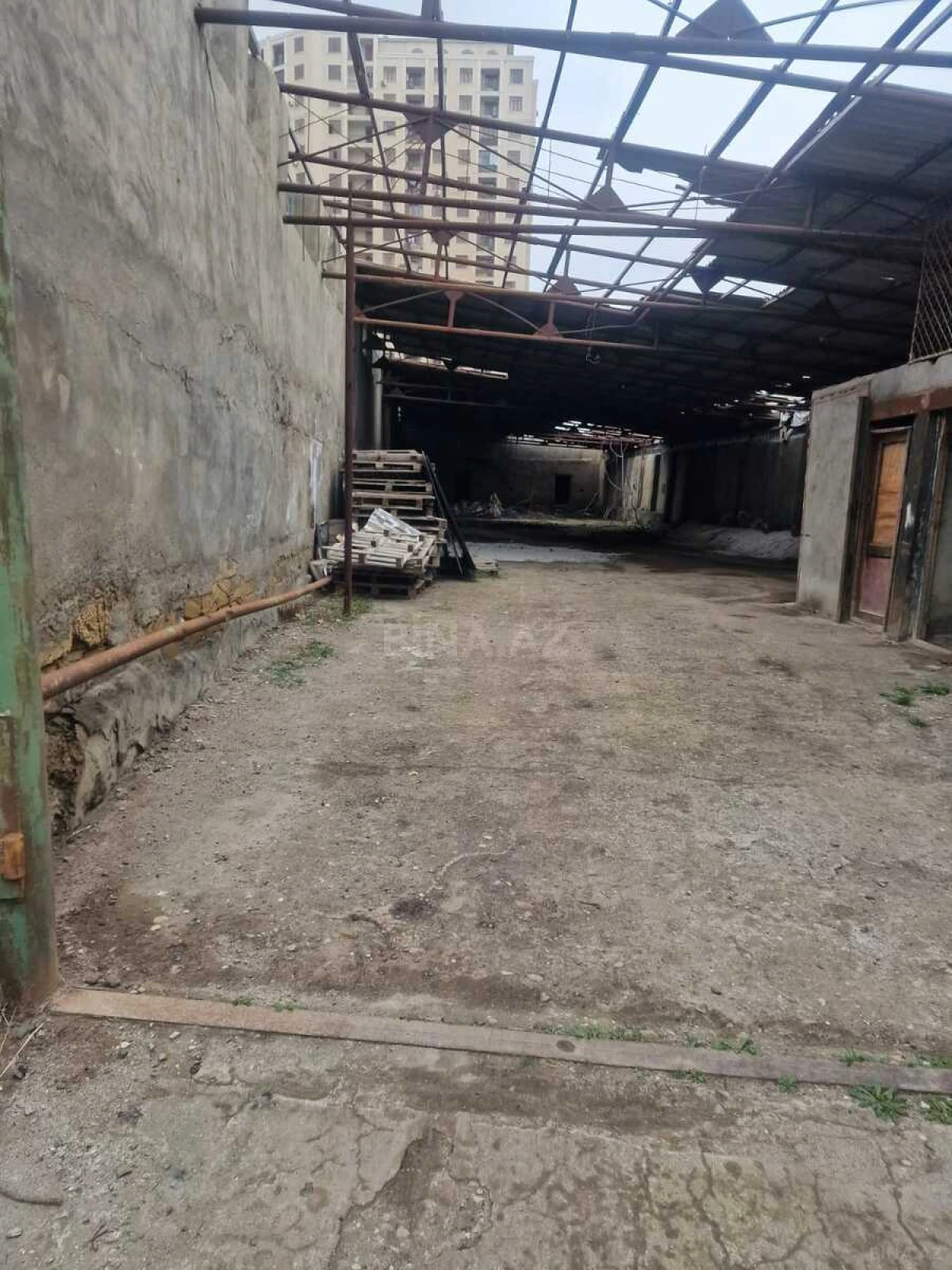 Kirayə verilir obyekt 1000 m²