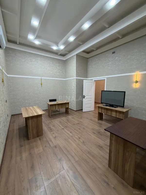 Kirayə verilir 2 otaqlı ofis 90 m²