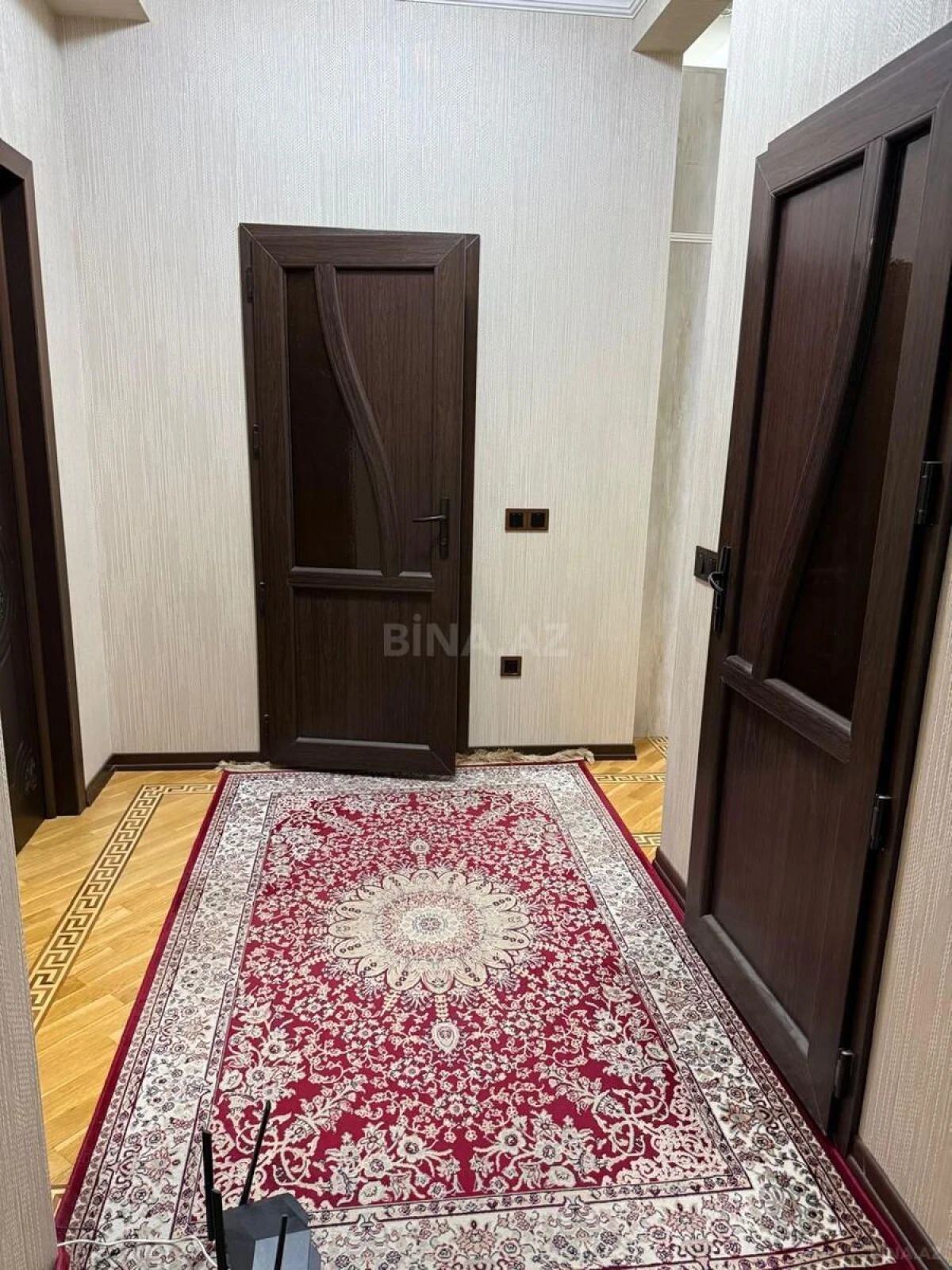 Satılır 2 otaqlı mənzil 92 m²