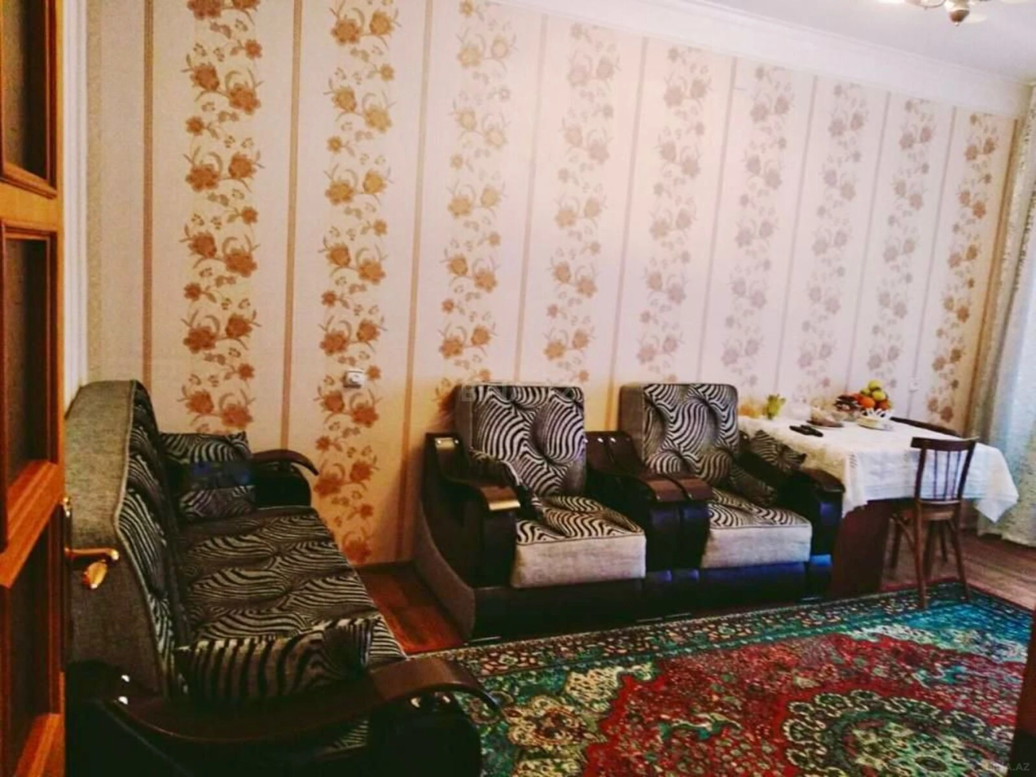 Kirayə verilir 2 otaqlı mənzil 60 m²