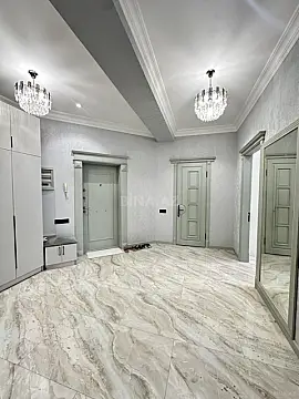 Satılır 3 otaqlı mənzil 150 m²