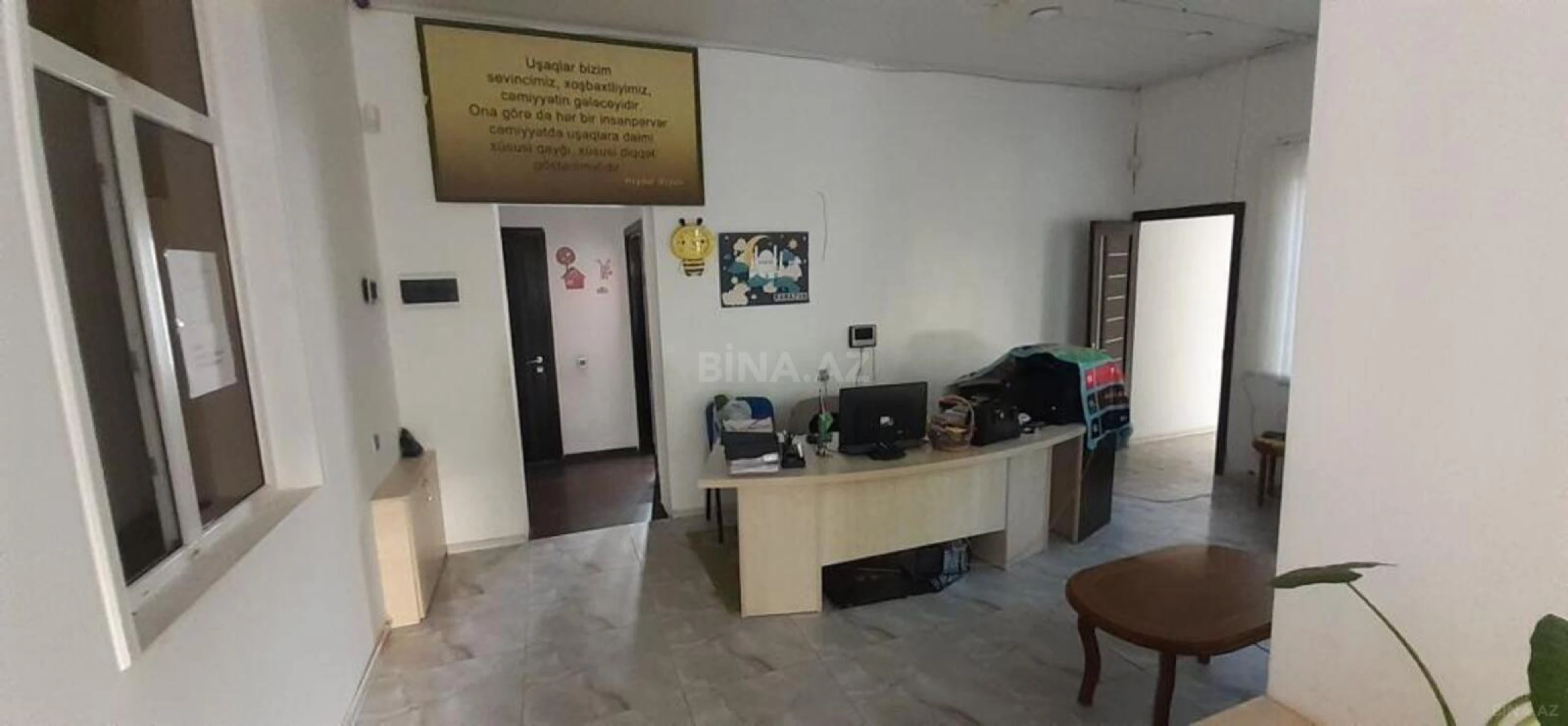 Satılır 15 otaqlı həyət evi 750 m²