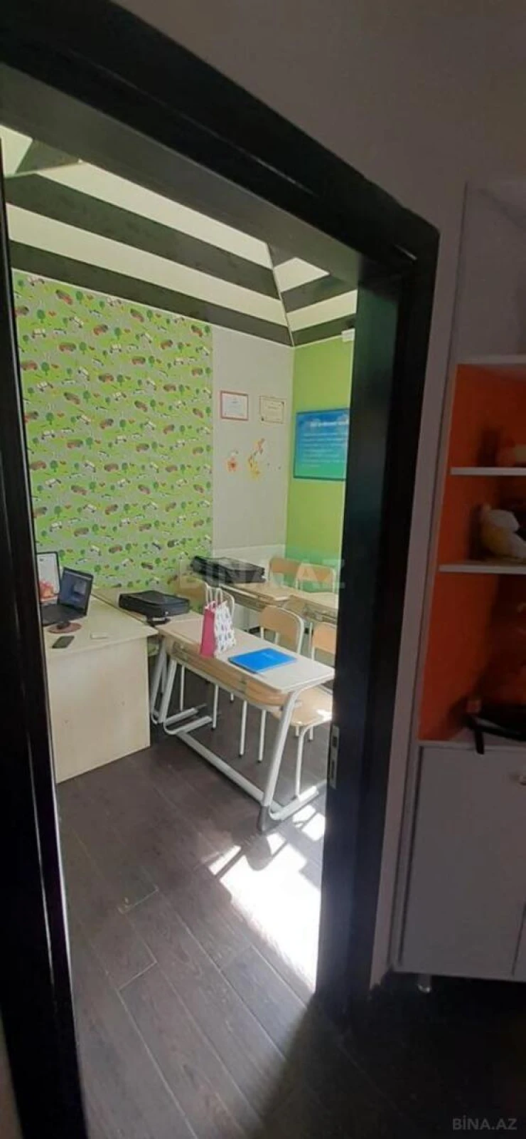 Satılır 15 otaqlı həyət evi 750 m²