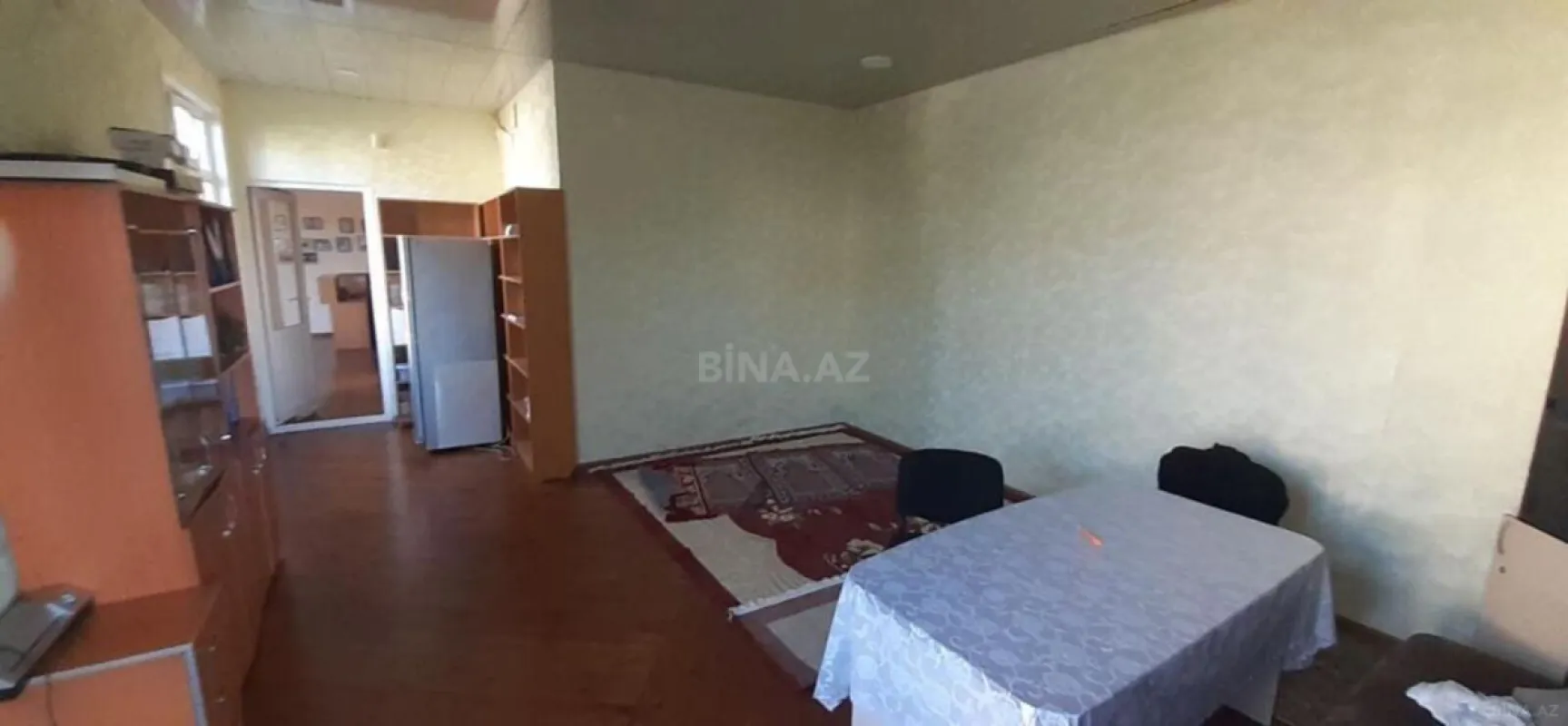 Satılır 15 otaqlı həyət evi 750 m²