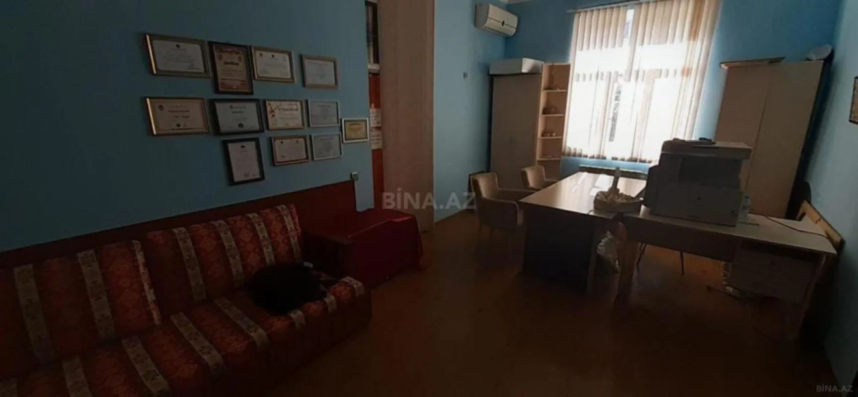 Satılır 15 otaqlı həyət evi 750 m²