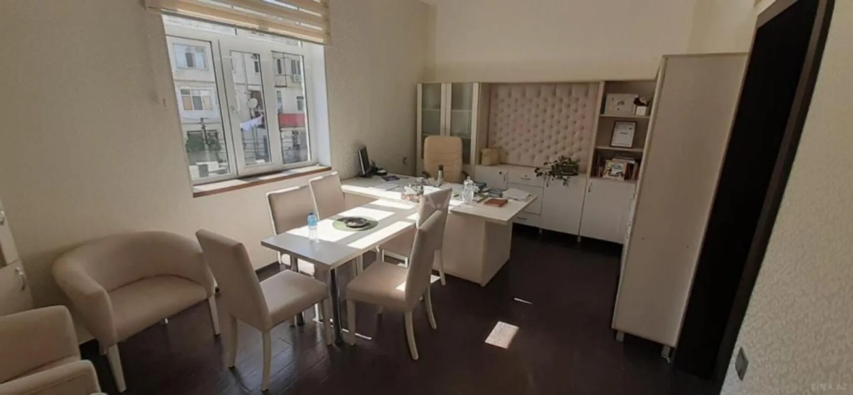 Satılır 15 otaqlı həyət evi 750 m²