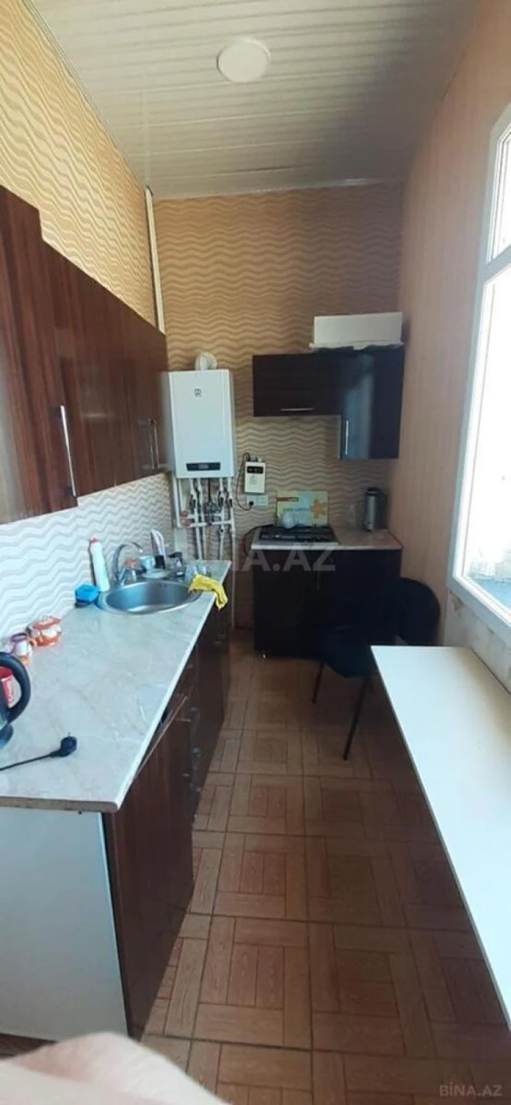 Satılır 15 otaqlı həyət evi 750 m²