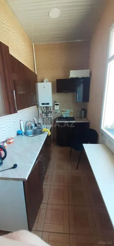 Satılır 15 otaqlı həyət evi 750 m²