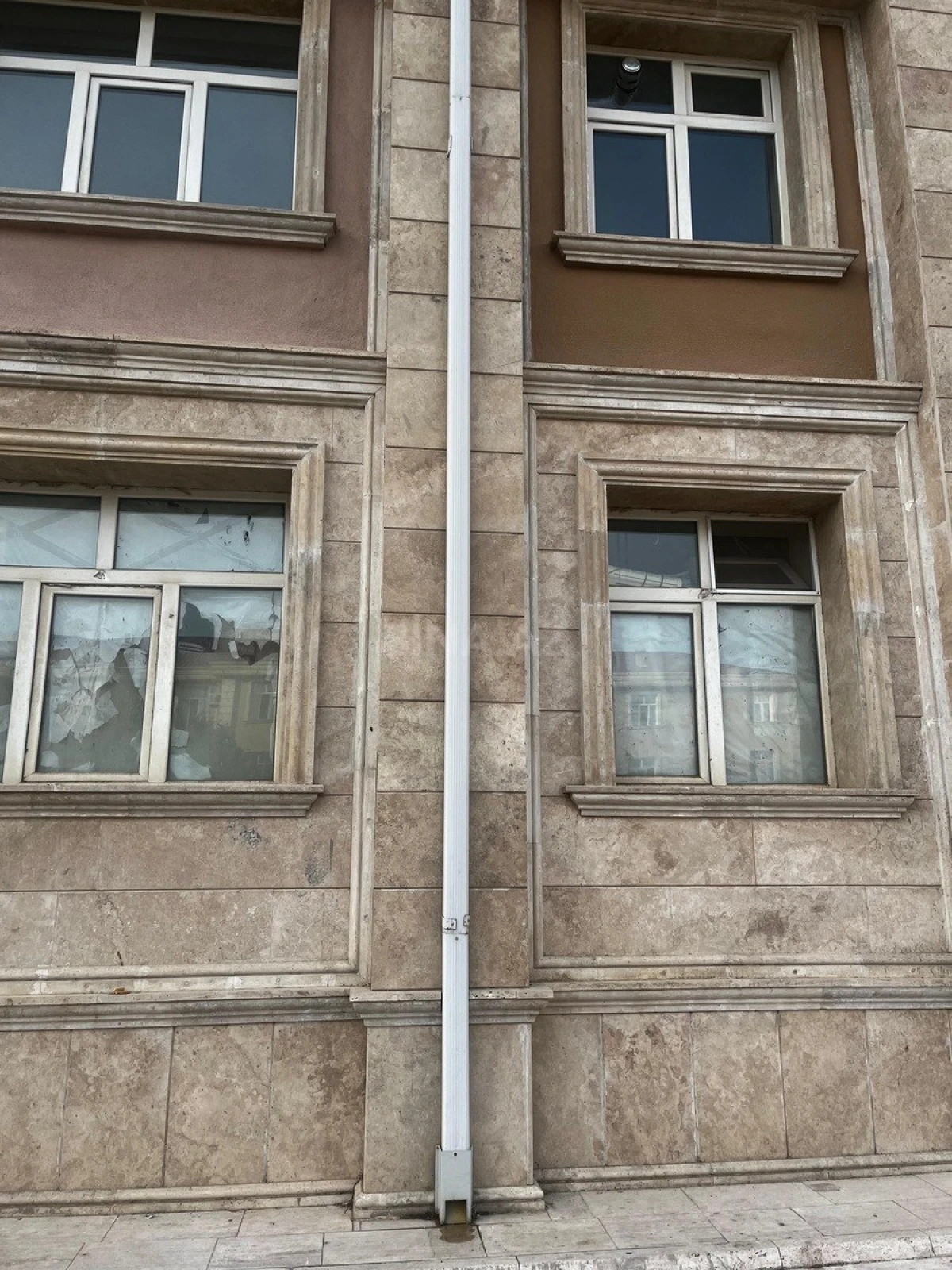 Satılır 2 otaqlı mənzil 43.5 m²