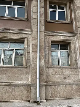 Satılır 2 otaqlı mənzil 43.5 m²