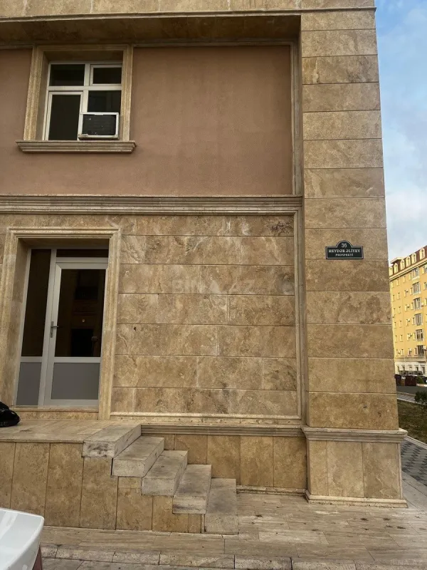 Satılır 2 otaqlı mənzil 43.5 m²