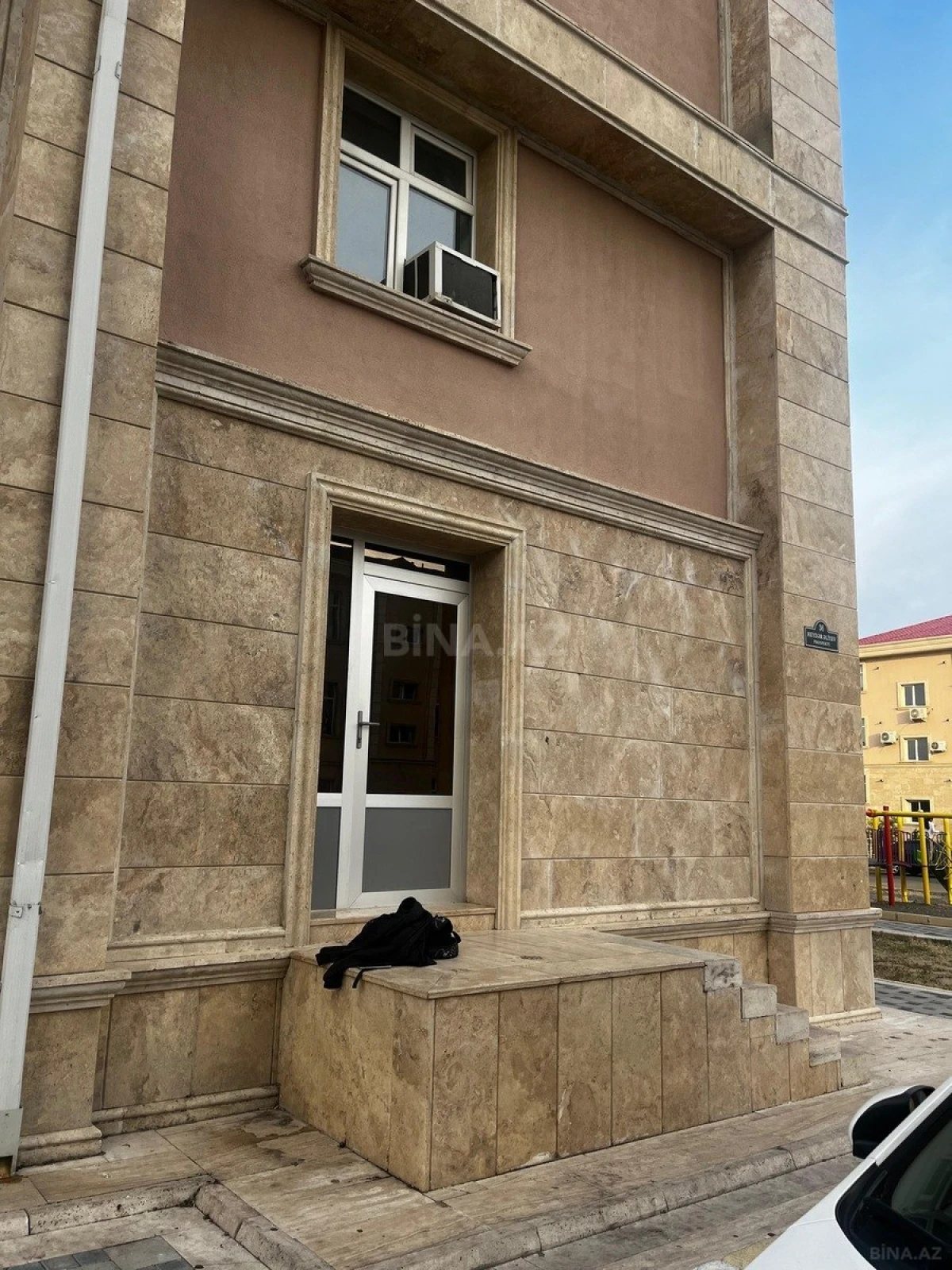 Satılır 2 otaqlı mənzil 43.5 m²