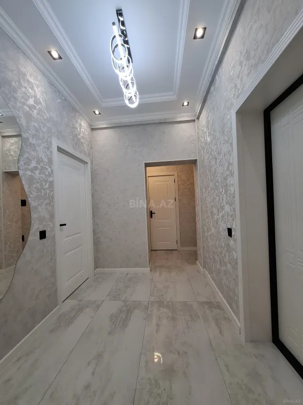 Satılır 2 otaqlı mənzil 66 m²