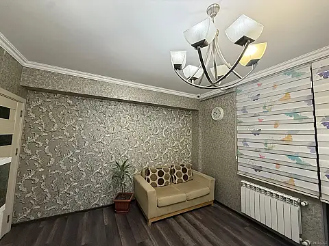 Satılır 2 otaqlı mənzil 100 m²