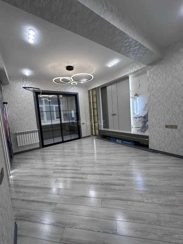 Satılır 3 otaqlı ofis 96 m²