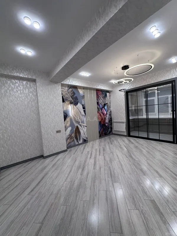 Satılır 3 otaqlı ofis 96 m²