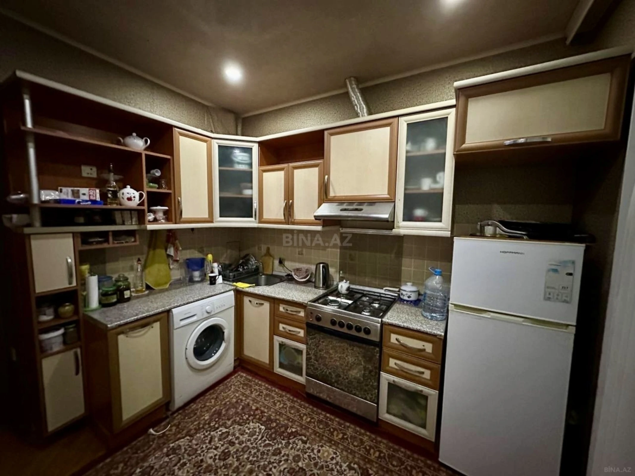 Satılır 2 otaqlı mənzil 98 m²
