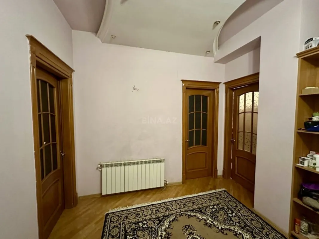 Satılır 2 otaqlı mənzil 98 m²