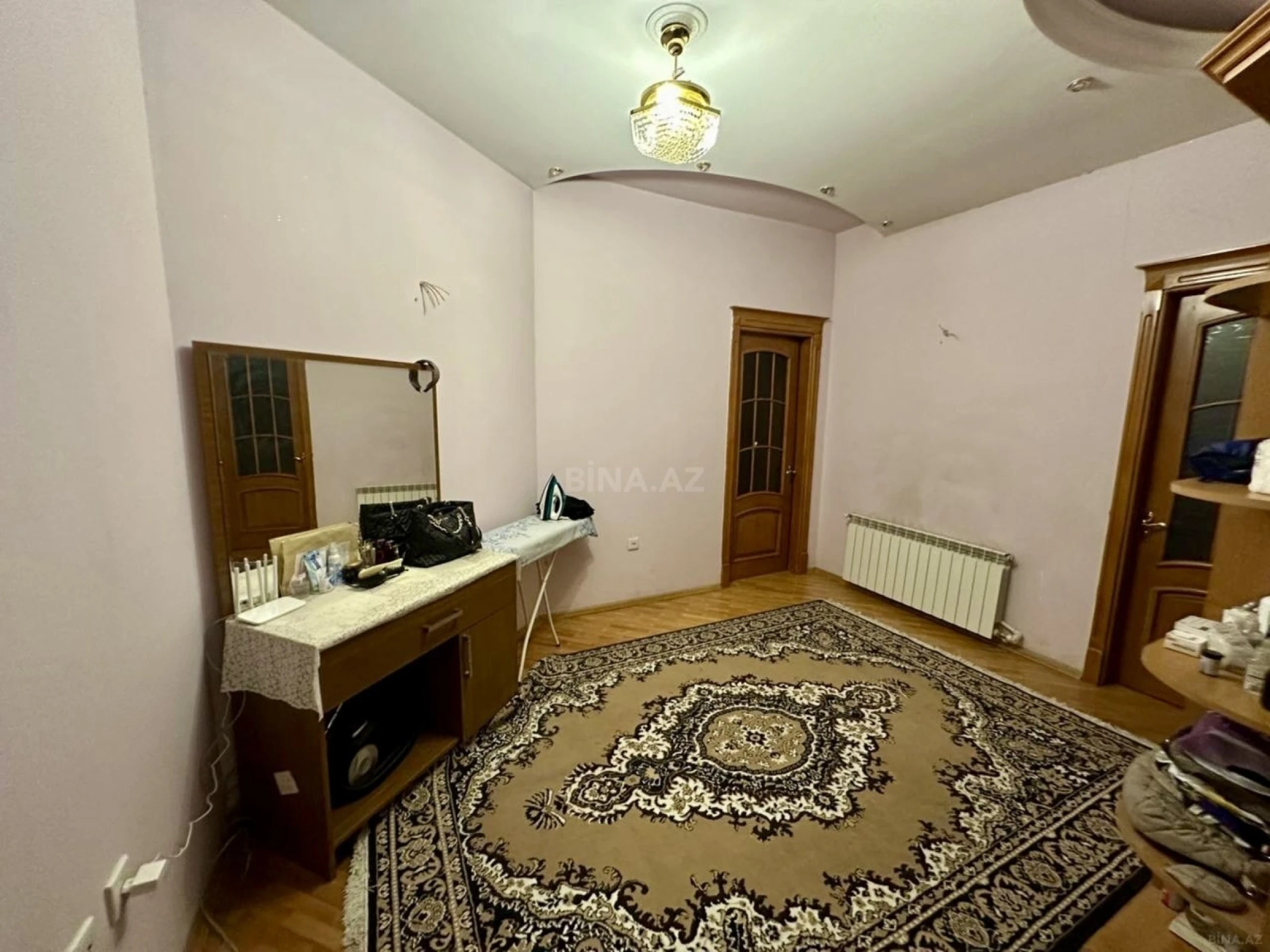 Satılır 2 otaqlı mənzil 98 m²