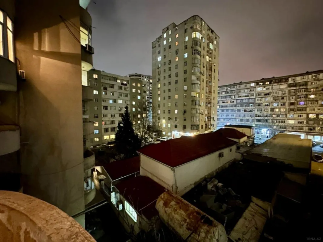 Satılır 2 otaqlı mənzil 98 m²