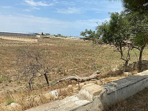 Satılır torpaq sahəsi 250 m²
