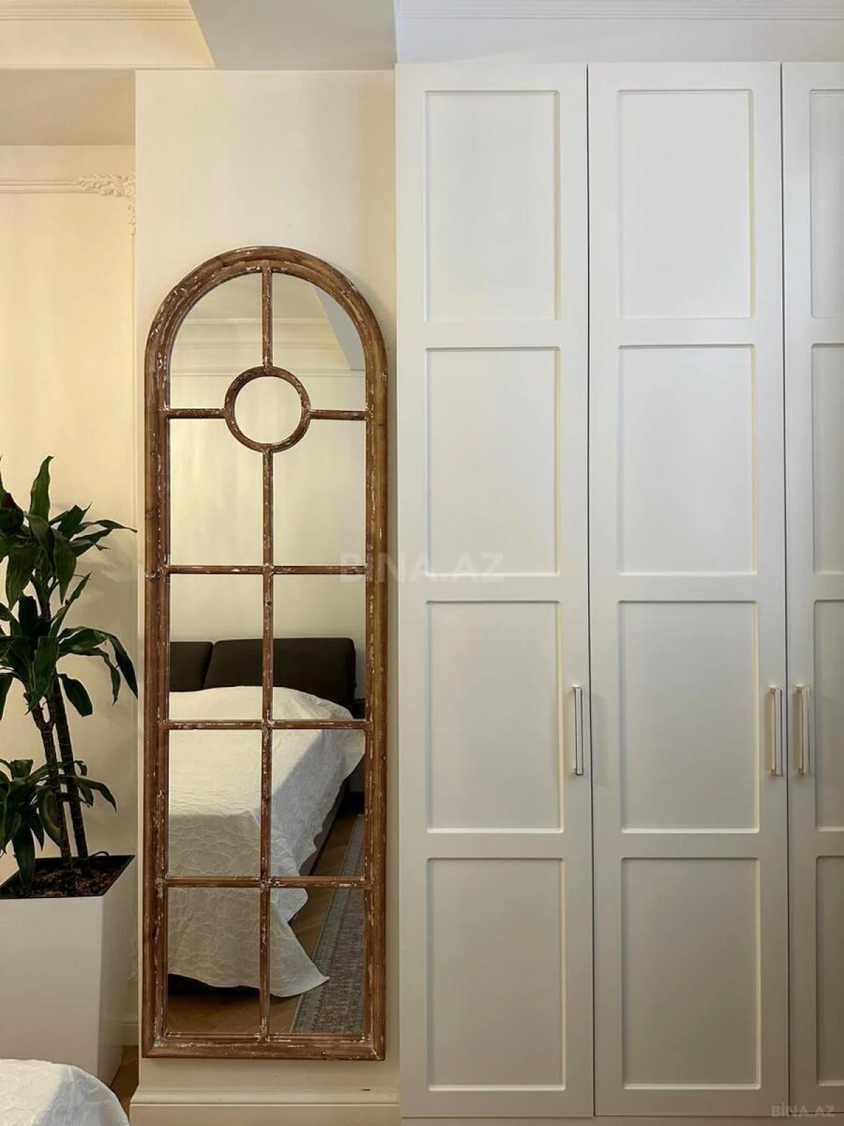 Satılır 3 otaqlı mənzil 110 m²