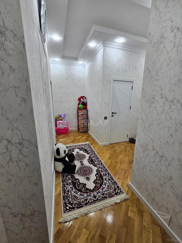 Satılır 2 otaqlı mənzil 67 m²