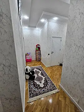 Satılır 2 otaqlı mənzil 67 m²