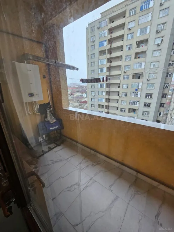 Satılır 2 otaqlı mənzil 67 m²