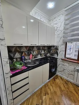 Satılır 2 otaqlı mənzil 67 m²