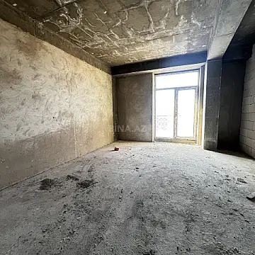 Satılır 3 otaqlı mənzil 132 m²