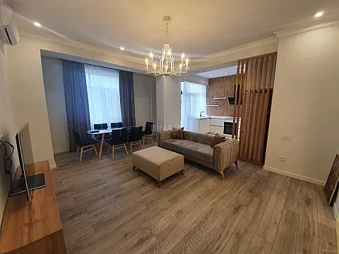 Kirayə verilir 3 otaqlı mənzil 100 m²