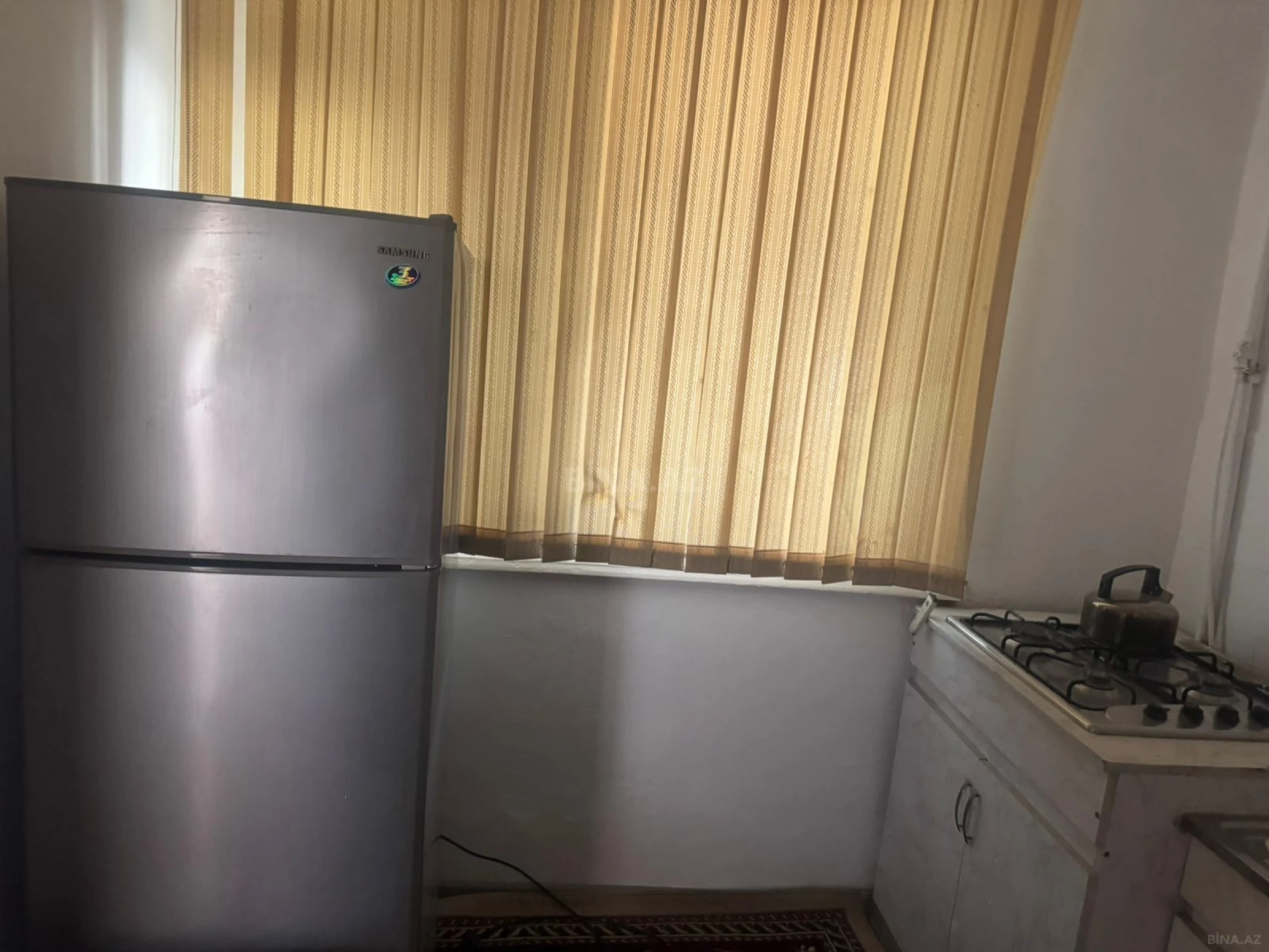 Kirayə verilir 2 otaqlı mənzil 90 m²